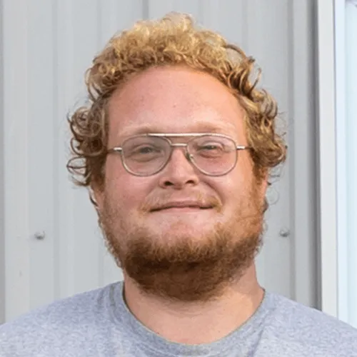 headshot2-avery-wincek-shop-manager-p-500